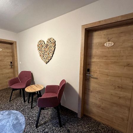 Hotel Ochsen Ammerbuch Экстерьер фото