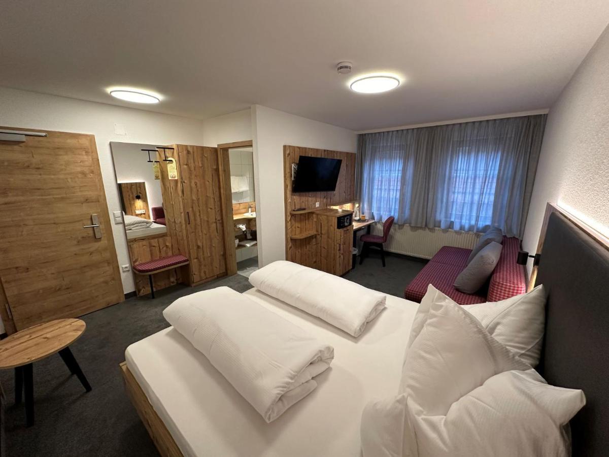 Hotel Ochsen Ammerbuch Экстерьер фото